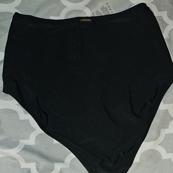 Bikini Bottom Relleciga - Picture 2 of 12